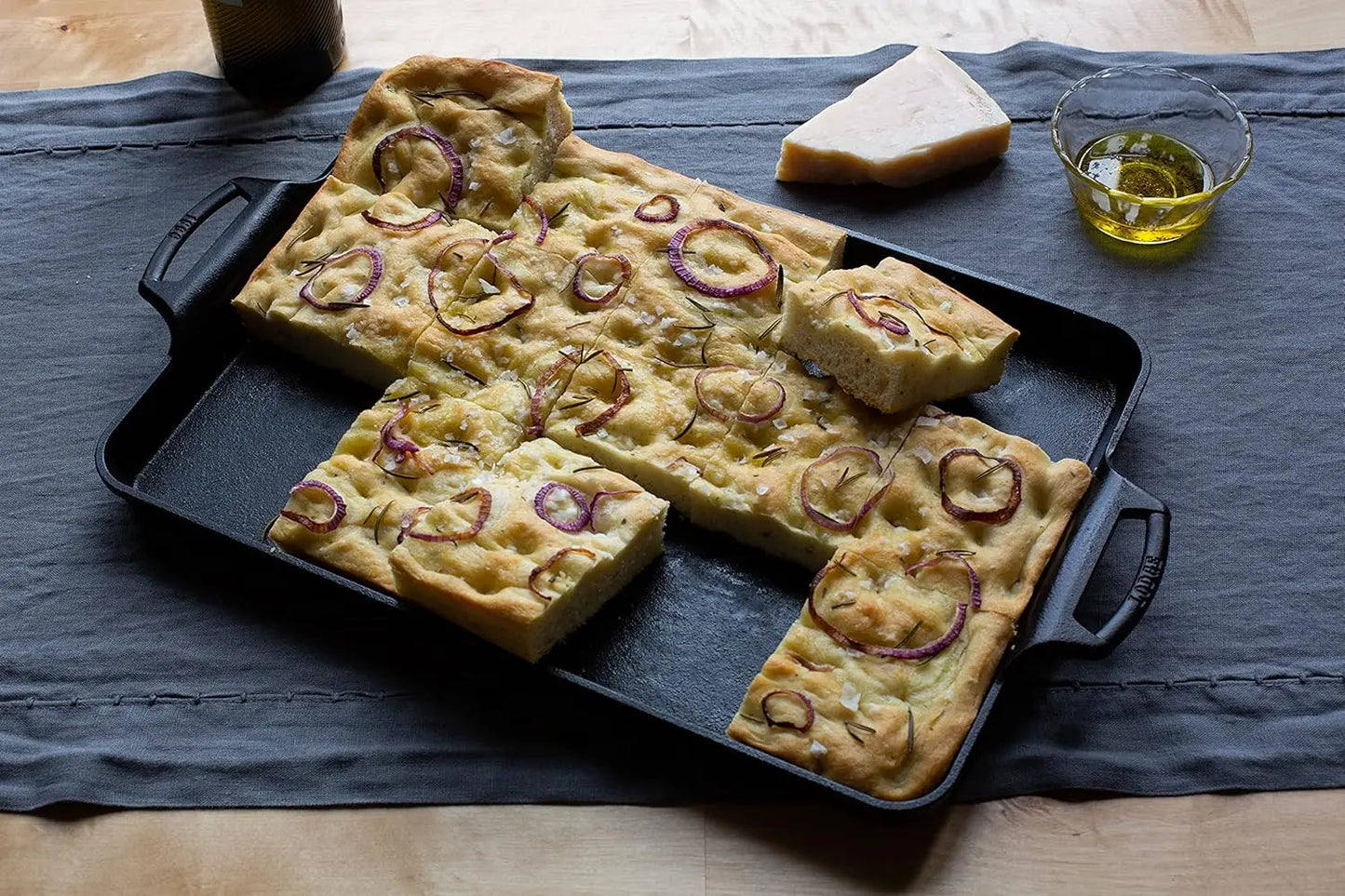 Heavy Duty Cast Iron Baking Pan for Even Cooking, Durable and Ready to Use